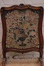 Louis XV style Fire screen in Walnut, France 19th century