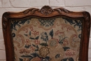 Louis XV style Fire screen in Walnut, France 19th century