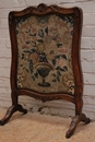 Louis XV style Fire screen in Walnut, France 19th century