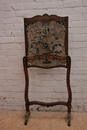 Louis XV style Fire screen in Walnut, France 19th century