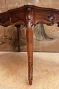 Louis XV style Desk in Walnut, France 19th century