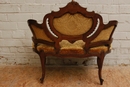 Louis XV style Little sofa in Walnut, France 19th century