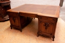 Louis XV style Desk in Walnut, France 19th century
