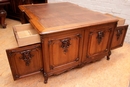 Louis XV style Desk in Walnut, France 19th century