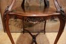 Louis XV style Server table in Walnut, France 19th century