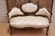 Louis XV Sofa in walnut