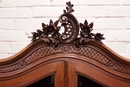 Louis XV style Bookcase in Walnut, France 19th century