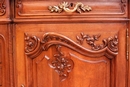 Louis XV style Cabinet in Walnut, France 19th century