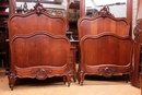 Louis XV style Twin beds in Walnut, Belgium 19th century