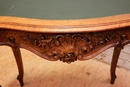 Louis XV style Desk table in Walnut, France 19th century