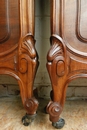 Louis XV style Twin beds in Walnut, France 19th century