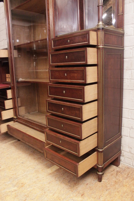 Louis XVI Bookcase with secretary desk in mahogany and bronze