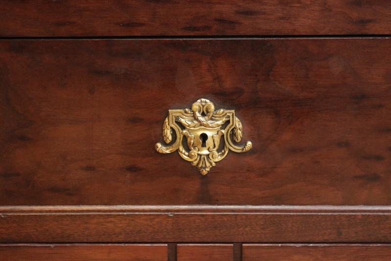 Louis XVI cabinet with drawers and fine bronze