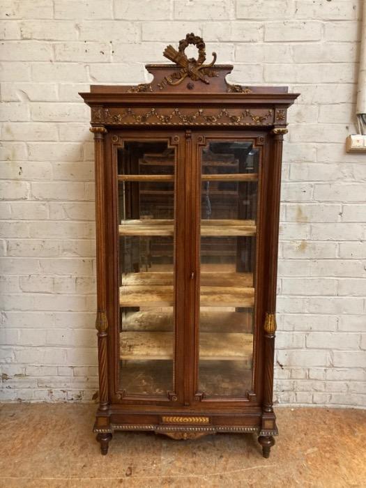 Louis XVI display cabinet in walnut 