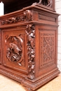 Hunt style Cabinet in Oak, France 19th century