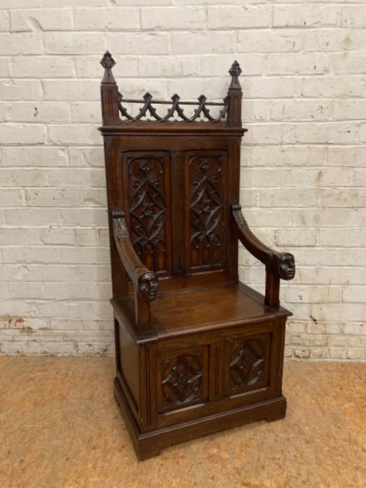 Narrow gothic hall bench in oak