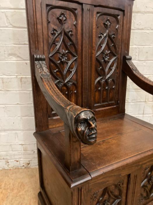 Narrow gothic hall bench in oak