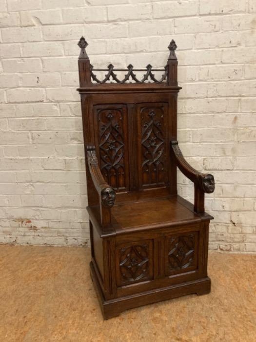 Narrow gothic hall bench in oak