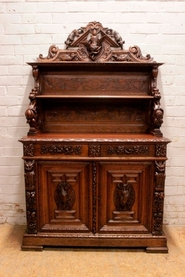 Oak hunt server/cabinet