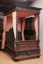 Hunt style Canopy bed in Oak, France 19th century