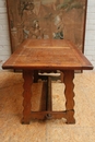 Spanish style Table in Oak, spain 19th century