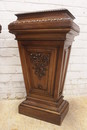 Renaissance style Pedestals in Walnut, France 19th century