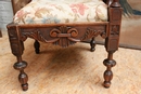 Renaissance style Chairs in Walnut, France 19th century