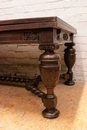 Renaissance style Table in Oak, Belgium 1900