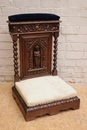 Renaissance style Prayer Bench in Oak, France 19th century