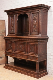 Quality Henri II cabinet in walnut