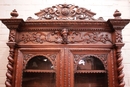 Hunt style Cabinet in Oak, France 19th century