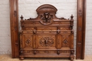 Renaissance style Bed + nightstand in Walnut, France 19th century