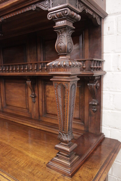 quality renaissance cabinet in walnut