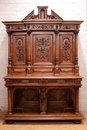 Renaissance style Cabinet in Walnut, France 19th century