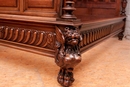 Renaissance style Canopy bed in Walnut, France 19th century