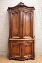 Regency style Cabinet in Walnut, France 19th century