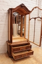 Regency style Display cabinet in Walnut, France 19th century