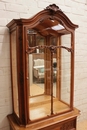 Regency style Display cabinet in Walnut, France 19th century