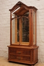 Regency style Display cabinet in Walnut, France 19th century