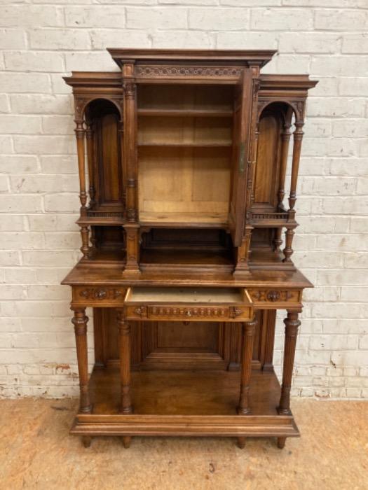 Renaissance cabinet in walnut