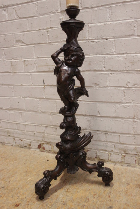 Renaissance Candle stick in walnut