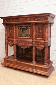 Renaissance Credenza in walnut with marble inlay and painting