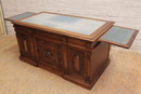 Renaissance style Desk in Walnut, France 19th century