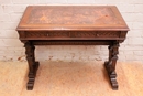 Renaissance style Desk table in Walnut, France 19th century