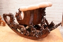 Renaissance style Rocking chair in Walnut, italie 19th century
