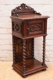 Renaissance style end table in oak