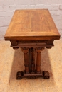 Renaissance style Table in Walnut, France 19th century