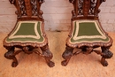 Renaissance style Table and chairs in Walnut, italie 19th century