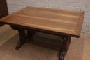 Renaissance style Table in Walnut, France 19th century