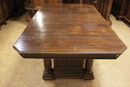 Renaissance style Table in Walnut, France 19th century